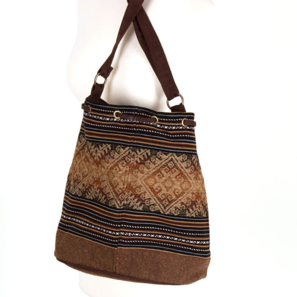 Beuteltasche aus Peru mit Rautenmuster